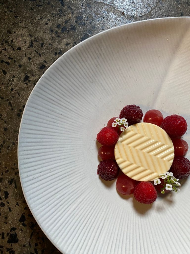 3A0A97F4-EB4D-474F-8B1E-892696BBC034